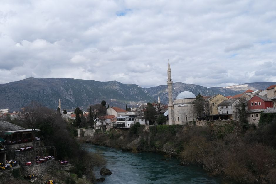 Mostar kao jedna od hercegovačkih lokacija predstavljenih u putopisnoj priči